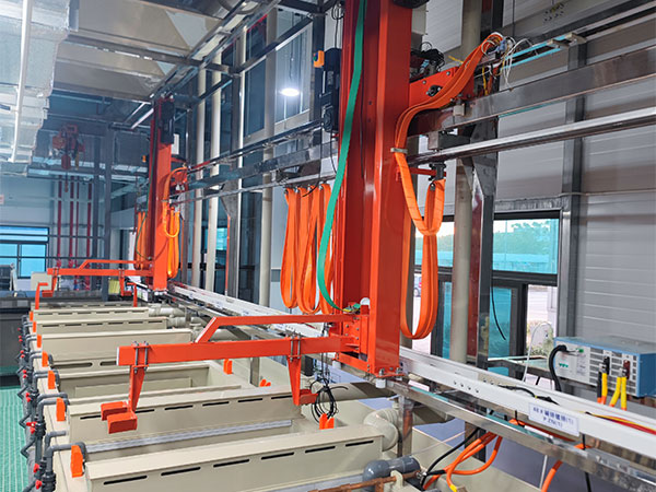 全自動單臂電鍍生產線